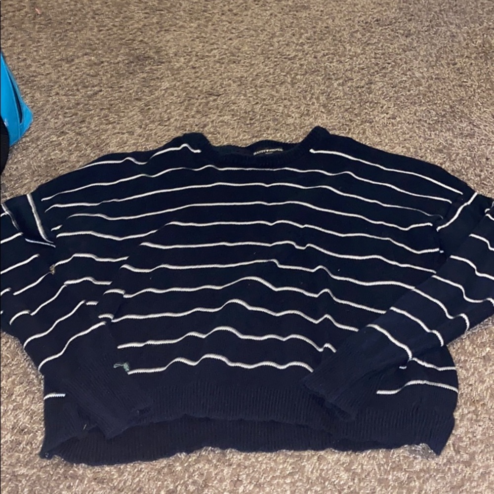 brandy melville sweater